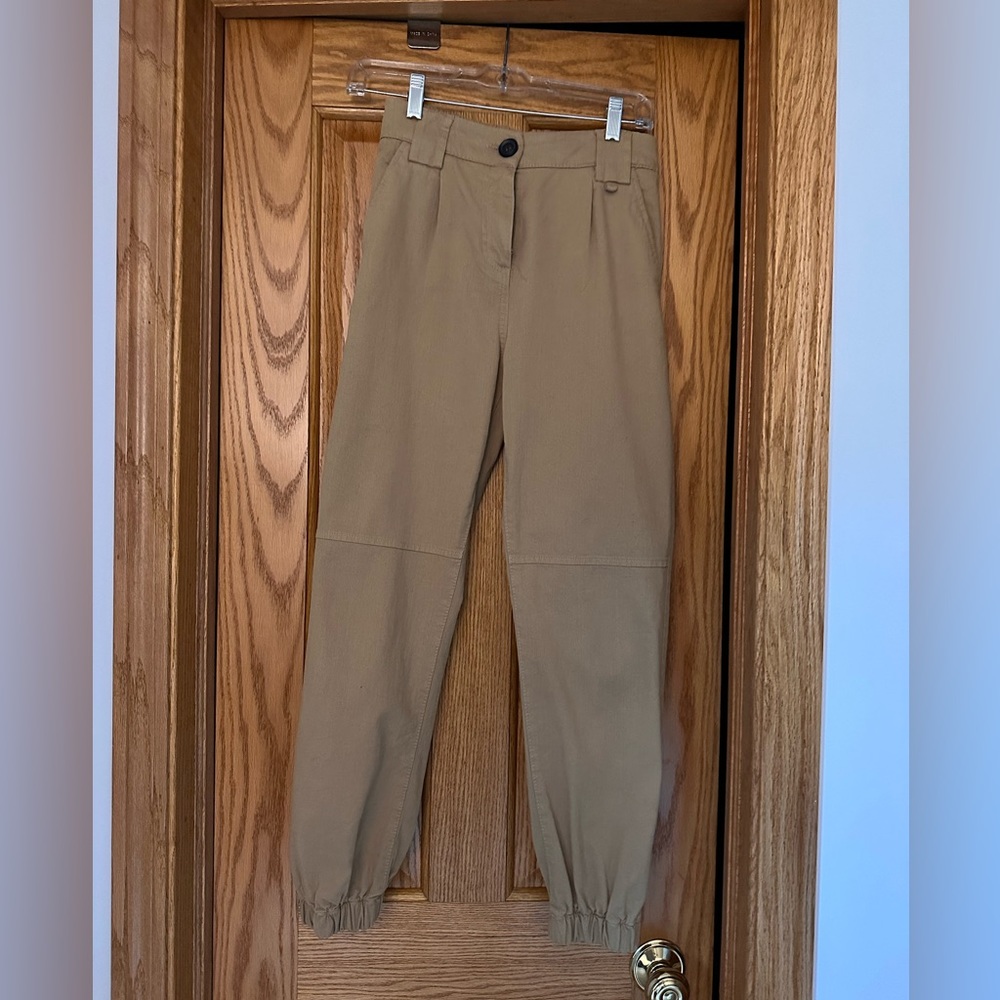 ASOS Bershka tan joggers. Worn once! Very cute for the fall! Size 02